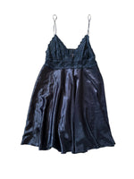 Load image into Gallery viewer, Vintage slip dress M
